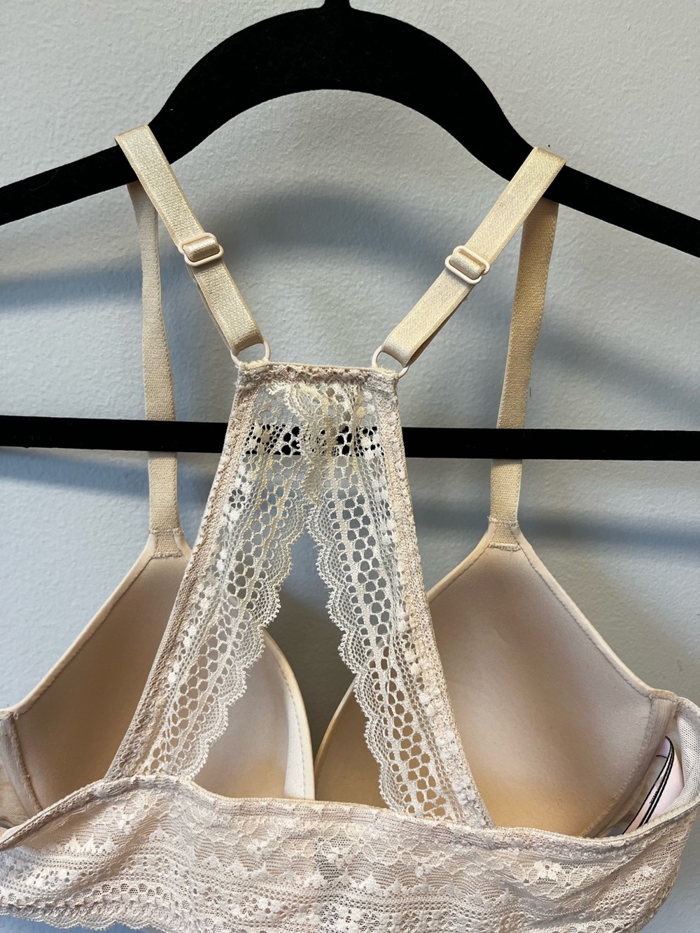 Victoria Secret Lace Racerback Bra Front Closure Light Beige Underwire Sz 36C - Picture 3 of 6